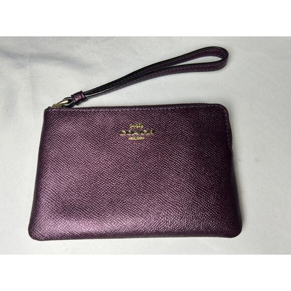 Coach Wristlet Wallet Clutch Purse Bag Plum Purple Leather - Picture 1 of 7